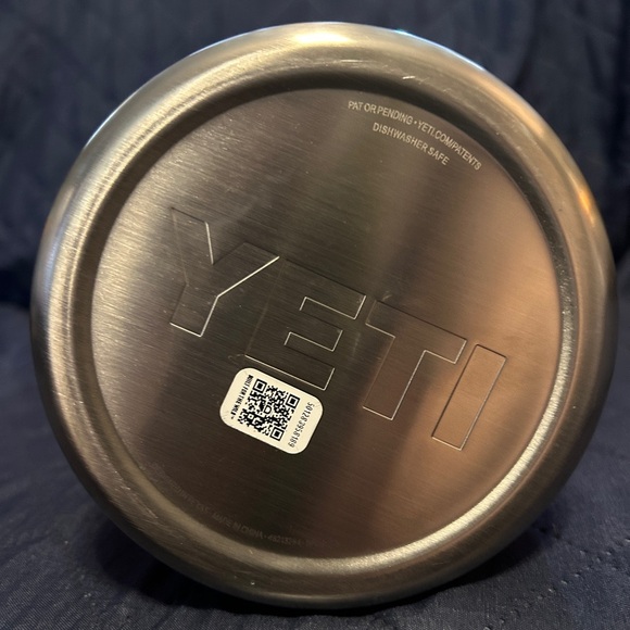 NWT Yeti Rambler 64 oz Bottle, Bimini Pink - Picture 4 of 4